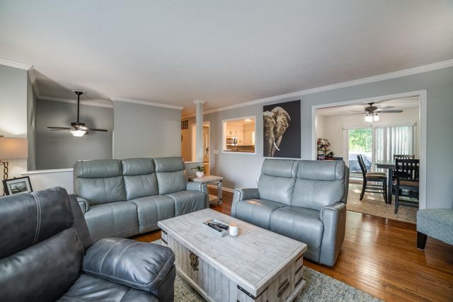 928 BROADVIEW DR, Harrisonburg, VA 22802