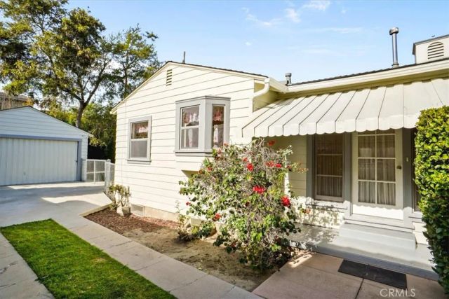 249 W Santa Anita, Burbank, CA 91502