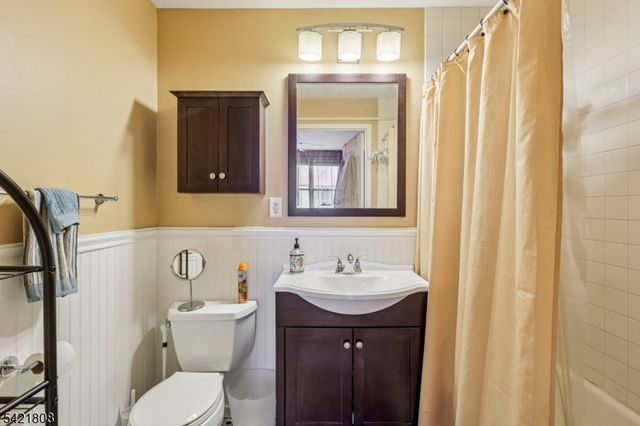 111 Mulberry St 2-V, Newark City, NJ 07102