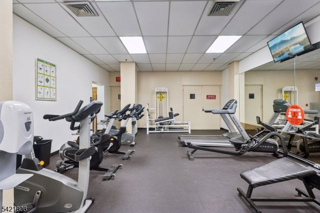 111 Mulberry St 2-V, Newark City, NJ 07102