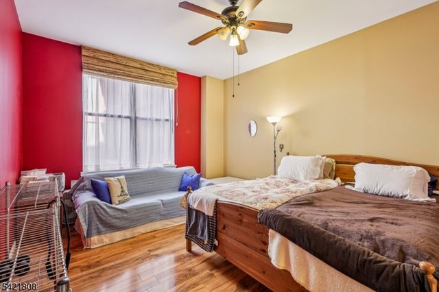 111 Mulberry St 2-V, Newark City, NJ 07102