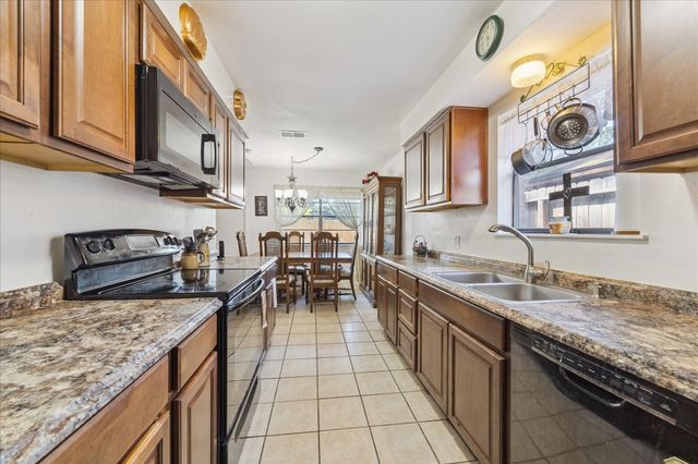 20215 Fox Grove Lane, Humble, TX 77338