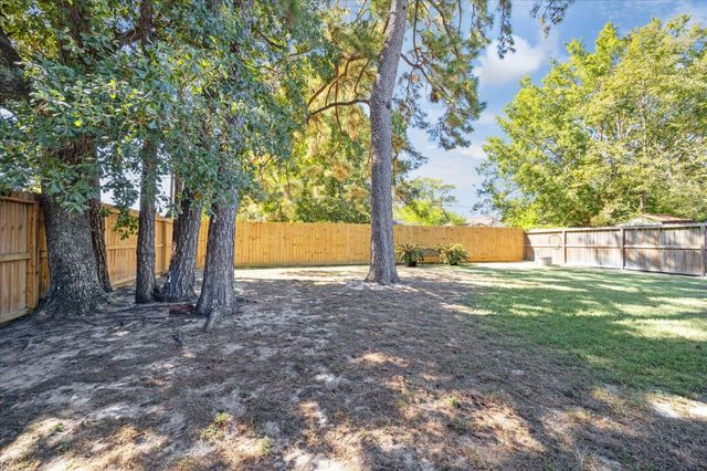 20215 Fox Grove Lane, Humble, TX 77338