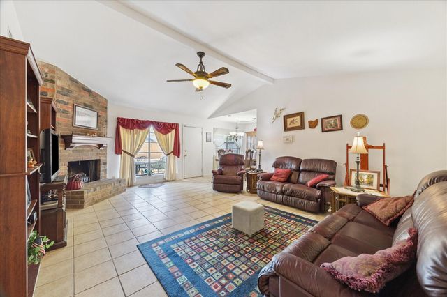 20215 Fox Grove Lane, Humble, TX 77338