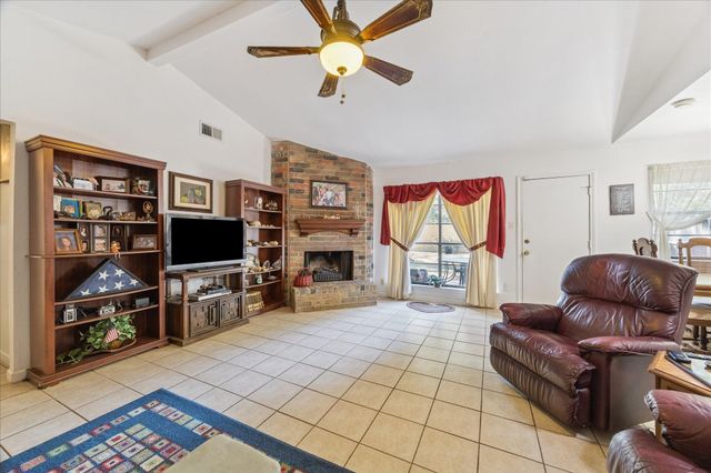 20215 Fox Grove Lane, Humble, TX 77338