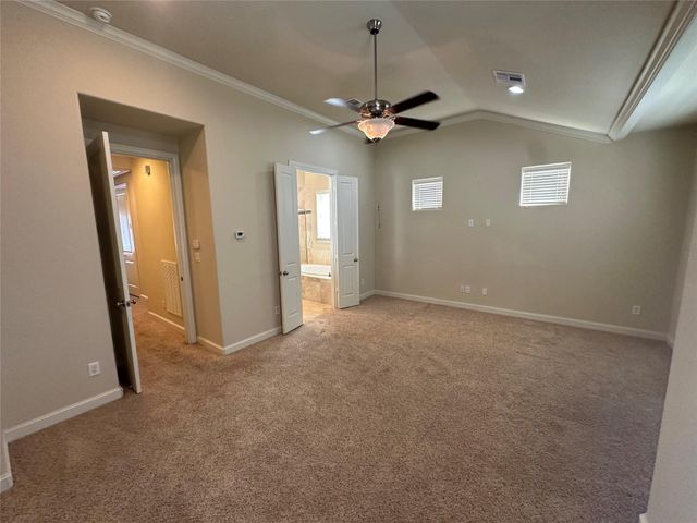 2021 Fannin Station, Houston, TX 77045