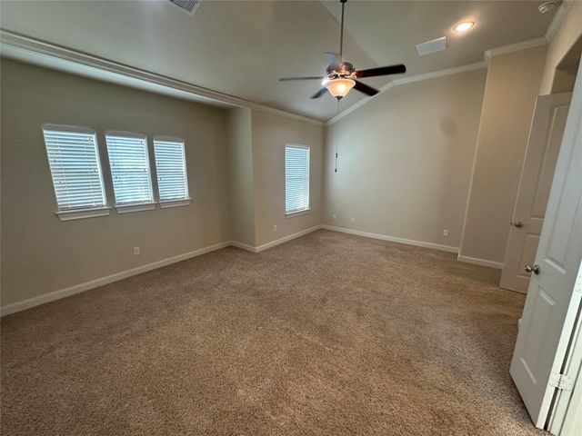 2021 Fannin Station, Houston, TX 77045