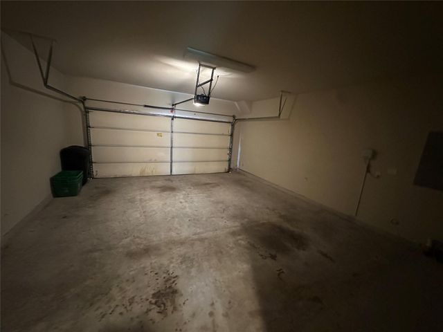 2021 Fannin Station, Houston, TX 77045