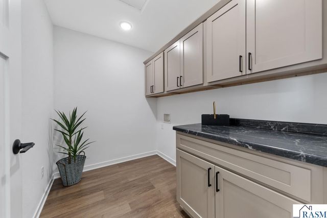 202 E Connie Lane, Eagle Lake, MN 56024