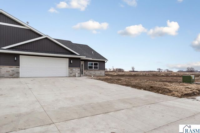 202 E Connie Lane, Eagle Lake, MN 56024