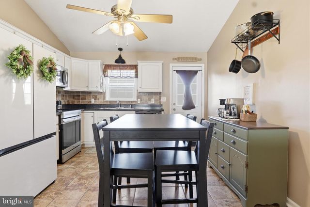 1915 WYATT CIR, Dover, PA 17315