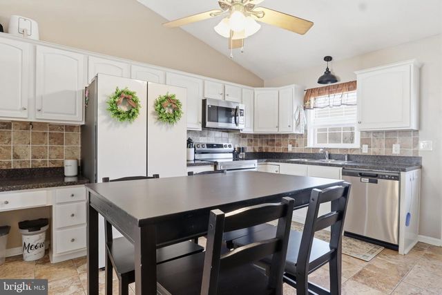 1915 WYATT CIR, Dover, PA 17315