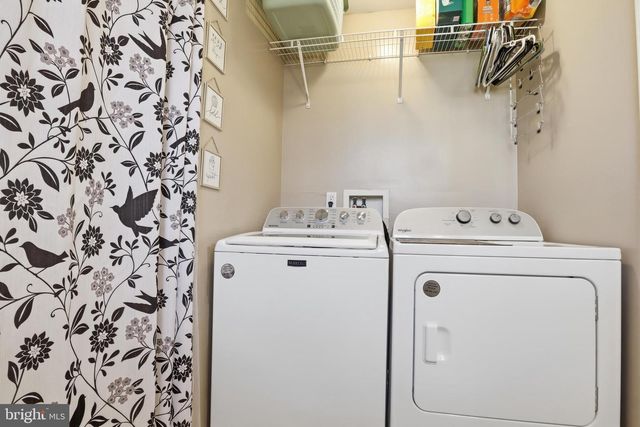 1915 WYATT CIR, Dover, PA 17315