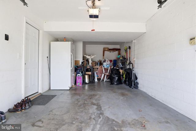 1915 WYATT CIR, Dover, PA 17315