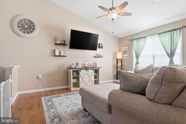 1915 WYATT CIR, Dover, PA 17315