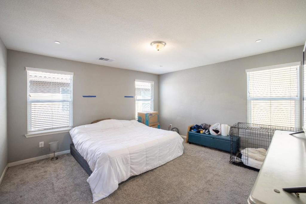 Image 16 of property listing at Address unavailable.