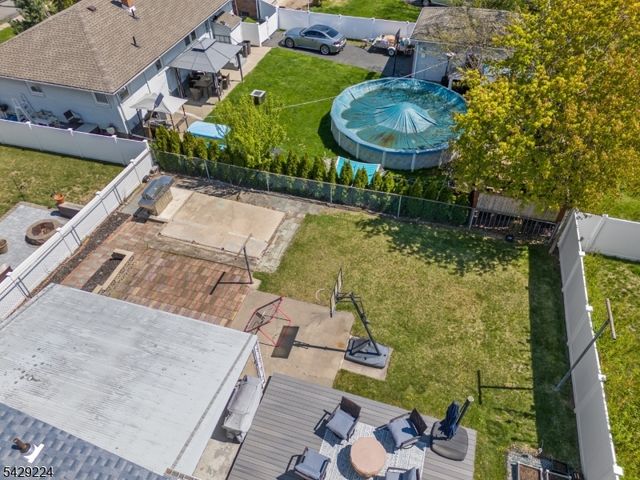 11 Barbara Dr, Clifton City, NJ 07013