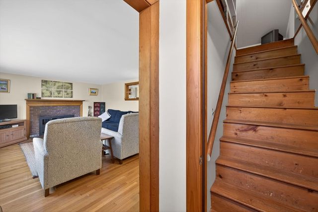 35 Joe Lincoln Rd, Harwich, MA 02671