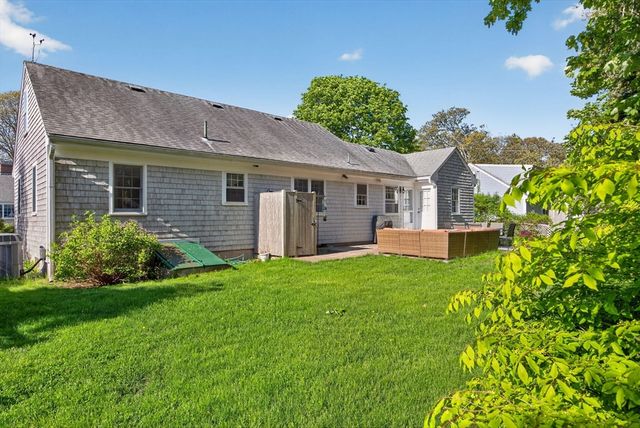 35 Joe Lincoln Rd, Harwich, MA 02671