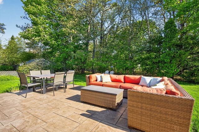 35 Joe Lincoln Rd, Harwich, MA 02671