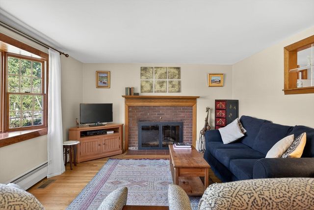 35 Joe Lincoln Rd, Harwich, MA 02671