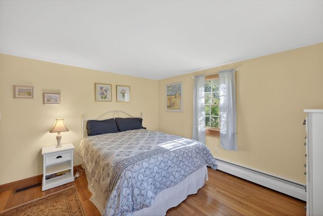 35 Joe Lincoln Rd, Harwich, MA 02671