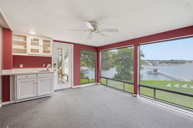8960 Dickson Road, Fort Worth, TX 76179