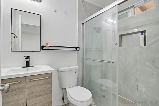 5436 Division St, San Diego, CA 92114