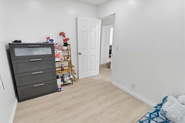 5436 Division St, San Diego, CA 92114