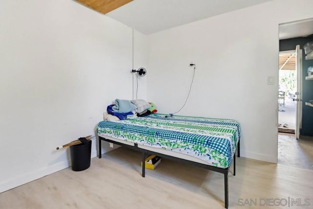 5436 Division St, San Diego, CA 92114