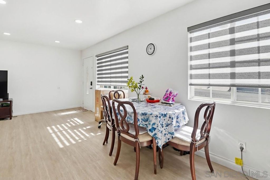 Image 9 of property listing at 5436 Division St, San Diego, CA 92114