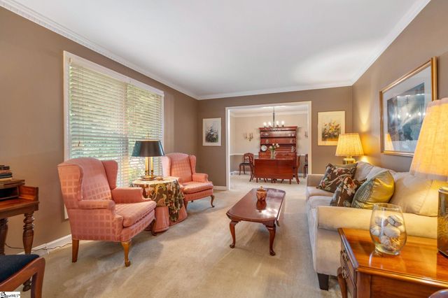 12 E Indian Trail, Taylors, SC 29687