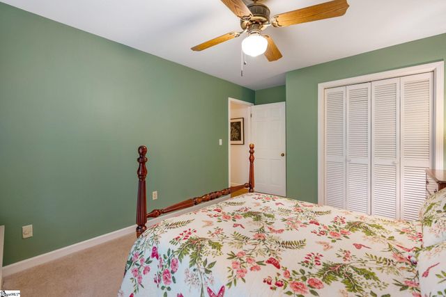 12 E Indian Trail, Taylors, SC 29687