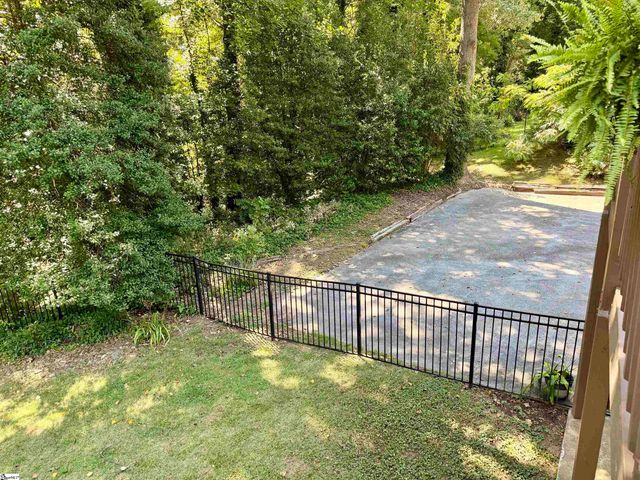 12 E Indian Trail, Taylors, SC 29687