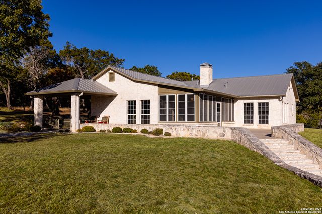 174 Cedar Rock Trail, Hunt, TX 78024