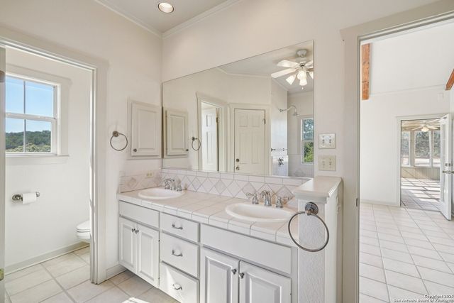 174 Cedar Rock Trail, Hunt, TX 78024