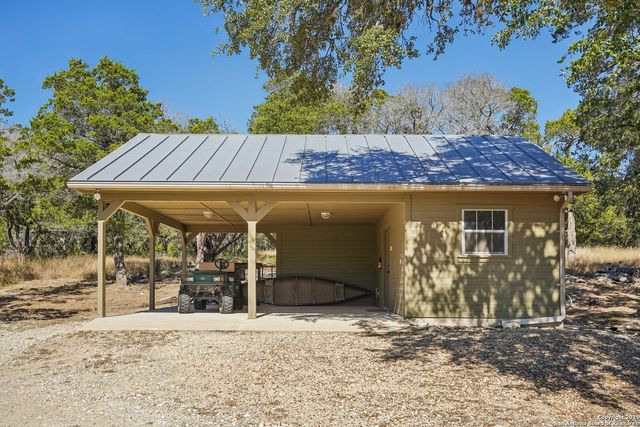 174 Cedar Rock Trail, Hunt, TX 78024