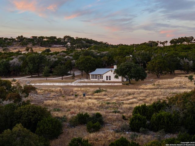 174 Cedar Rock Trail, Hunt, TX 78024