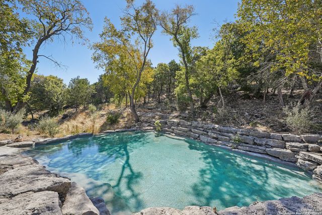 174 Cedar Rock Trail, Hunt, TX 78024