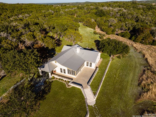 174 Cedar Rock Trail, Hunt, TX 78024