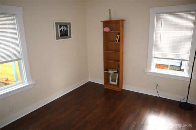 5229 S Thompson Avenue, Tacoma, WA 98408