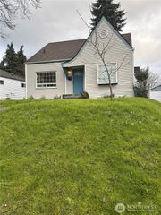 5229 S Thompson Avenue, Tacoma, WA 98408