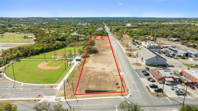 711 Ave N ST, Marble Falls, TX 78654
