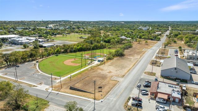 711 Ave N ST, Marble Falls, TX 78654
