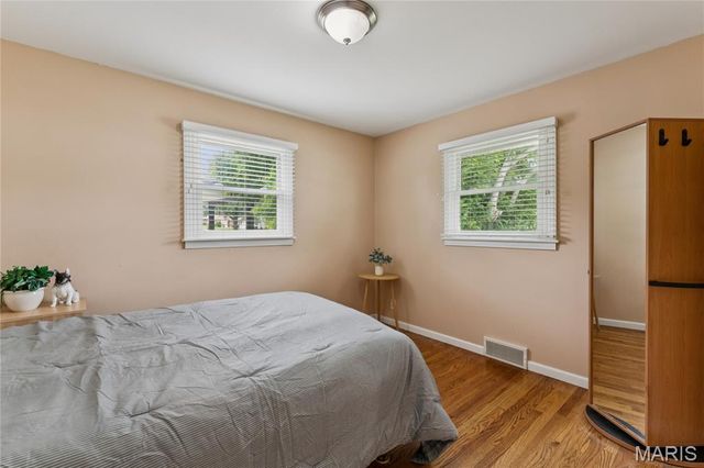 9516 Marbob Drive, St Louis, MO 63123