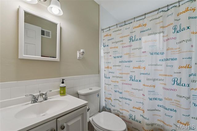 9516 Marbob Drive, St Louis, MO 63123