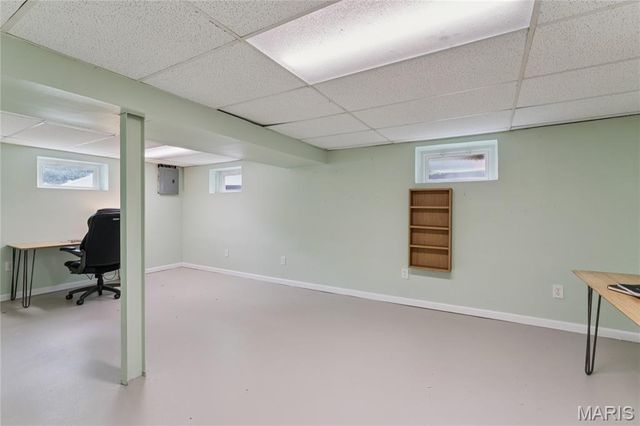 9516 Marbob Drive, St Louis, MO 63123