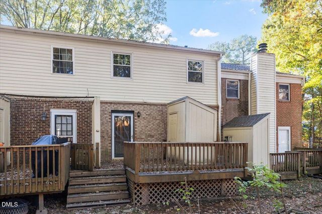 6379 New Market Way, Raleigh, NC 27615