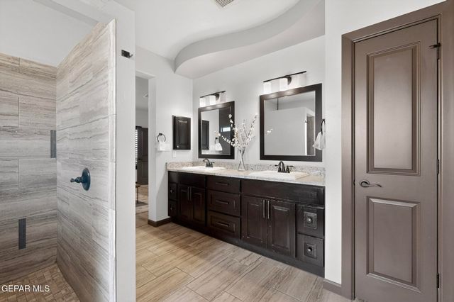 14737 HOLLY SPRINGS Avenue, El Paso, TX 79938