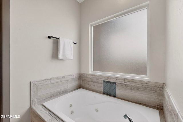 14737 HOLLY SPRINGS Avenue, El Paso, TX 79938